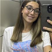 Profesora de euskera y matematicas apta para niños de educacion primaria.